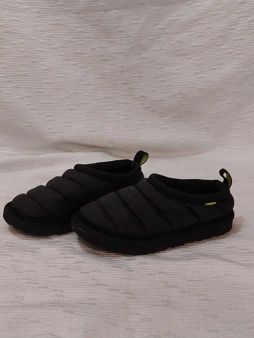 UGG Tasman Slippers Black Quilted Slip-On Cozy Slippers Size 5